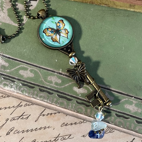 Handmade Butterfly Glass Cabochon Skeleton Key Pendant Necklace - Picture 7 of 13
